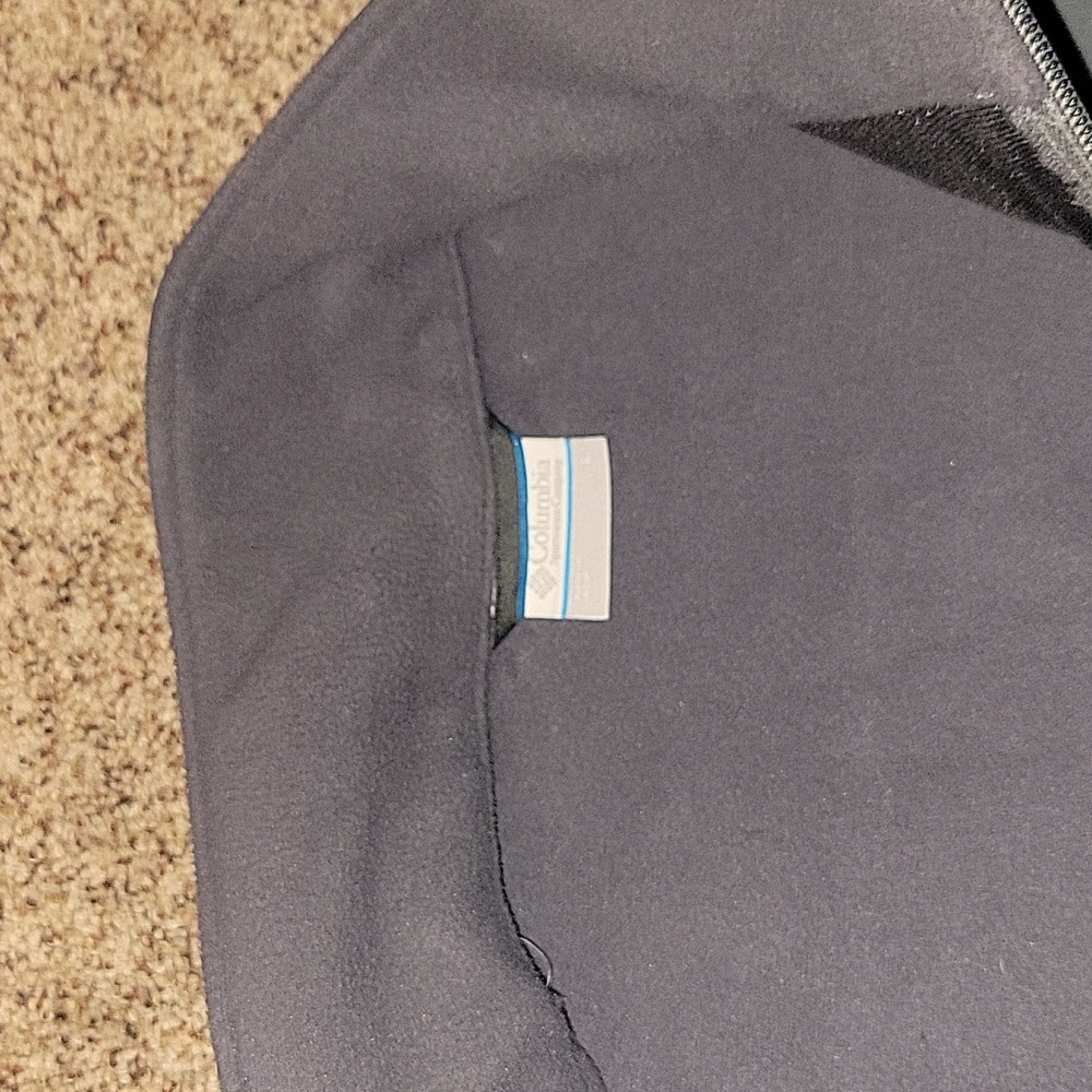 Columbia Softshell Jacket - image 4